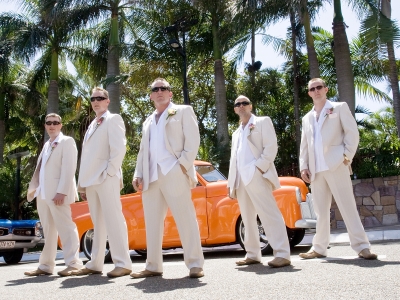 gold-coast-groomsmen-car