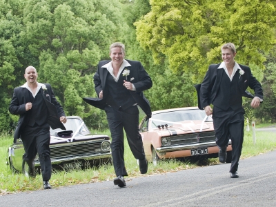 gold-coast-groomsmen-running